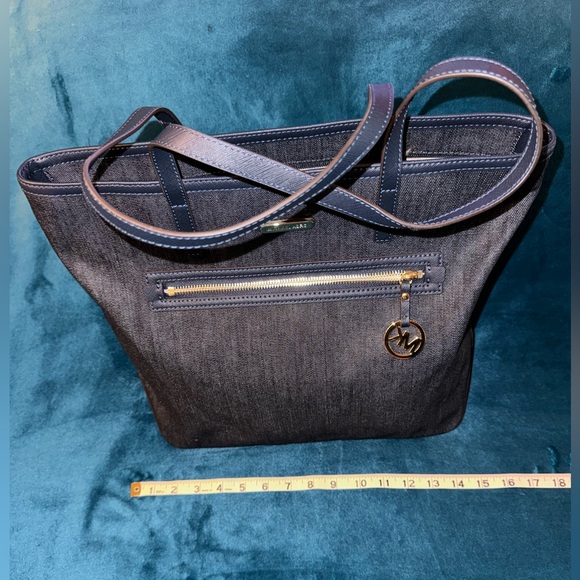 NWT Michael Kors Kempton Dark Denim tote bag - Picture 2 of 15